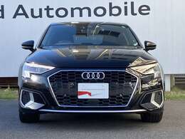 17AW　LEDヘッドライト　バーチャルコックピット　リヤカメラ　電動シート　アダプティブクルコン　サイド＆レーンアシスト　シートヒーター　スマートフォンインターフェイス