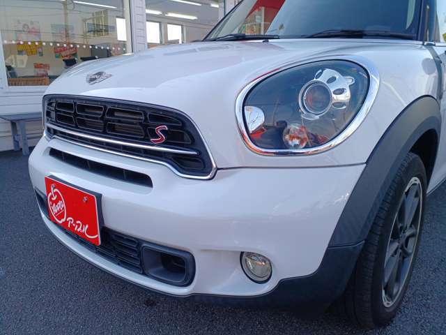 車両鮮度を大事にしておりますので、展示販売期間の目安は3日～2週間となっております。