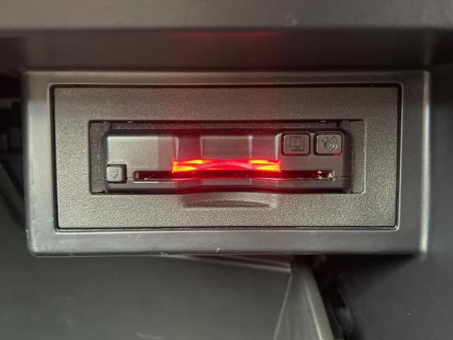 お車に合わせて無料保証以外にも、保証範囲、期間、距離を拡充させた有料保証もご用意しております！中古車の購入が初めてで不安・・・というお客様もご安心ください！