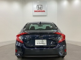 Honda認定中古車 U-Selectは3つの安心をお約束します。　1　Hondaのプロが整備した安心。 2　第三者機関がチェックした安心。　3　購入後もHondaが保証する安心。