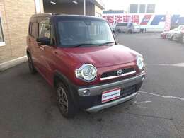 4WD　レーダブレーキサポート　SDナビ　TV　ETC　ベンチシート　シートヒーター　純正アルミ　HIDランプ　オートライト　フォグランプ　スマートキー　プッシュスタート　オートエアコン