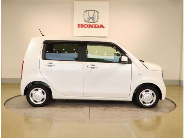 自動車保険・JAFも取り扱っております。また、お客様のご希望で保証延長（有償・一部の車種では取り扱いできません）もご準備しております。