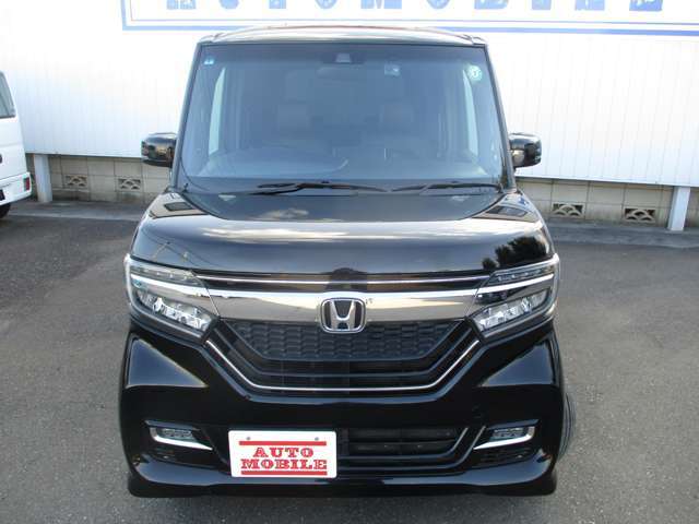 当店ではお客様のカーライフを全力サポートいたします♪お車の販売から自動車保険、車検やメンテナンスなど様々ですので安心してお乗りいただけます！