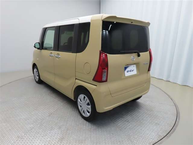 展示車はお客様のお住いの近くのネッツトヨタ石川のお店まで移動も可能です。最寄りの店舗までお気軽にご相談ください。