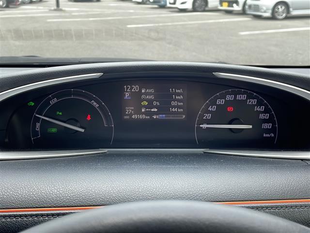 【スピードメーター】メーターがシンプルで見やすく運転しやすいですね！