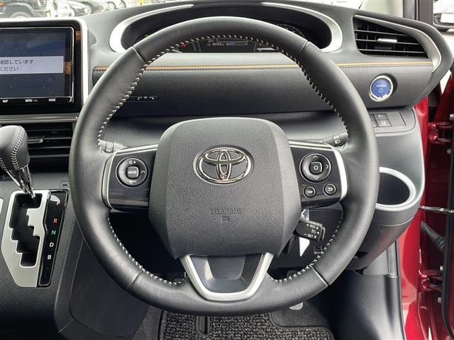 気になる車はすぐにお問い合わせください！画面右側の0066から始まる無料ダイヤルからお問い合わせ下さい！専門スタッフがお車のご質問にお答えいたします！