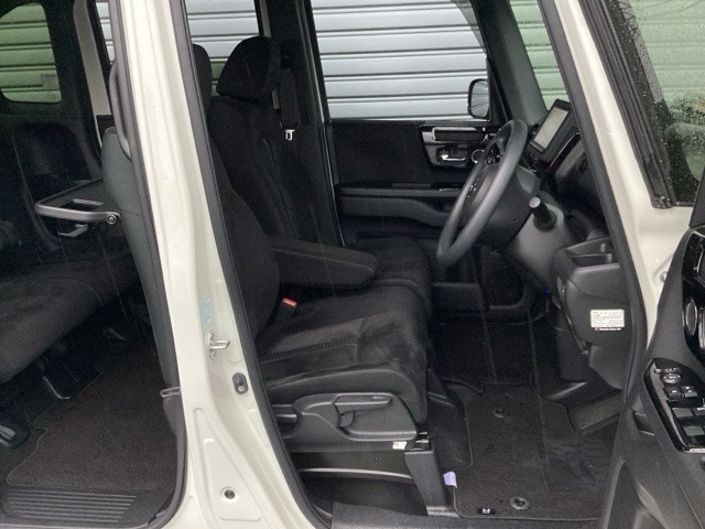 この度は、当店のお車をご覧いただきまして誠にありがとうございます。お気軽にお問い合わせください。