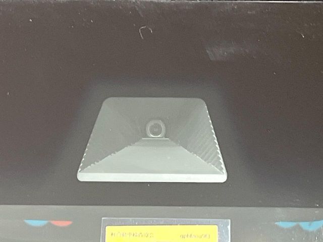 【ホンダセンシング】走行中に前方の車両等を認識し、衝突しそうな時は警報とブレーキで衝突回避と被害軽減をアシスト。より安全にドライブをお楽しみいただけます。