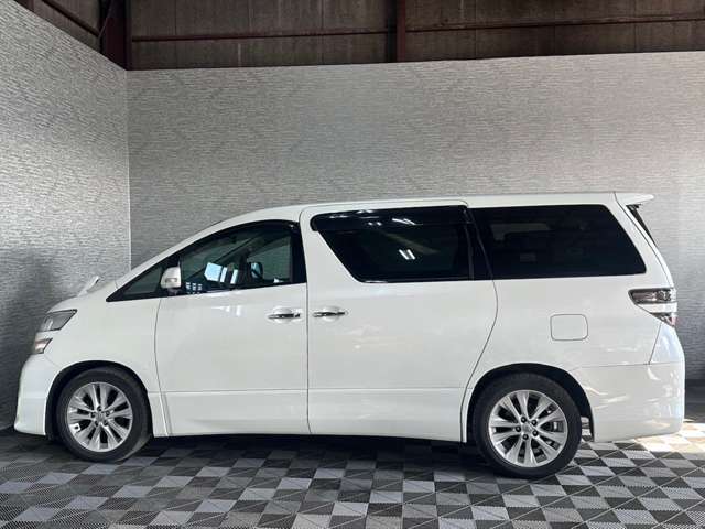 ガレージイフィニティには多数、車種様々な在庫がございます。きっとお気に入りの一台に出会えるはずです♪