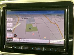 【ナビゲーション】使いやすいナビで目的地までしっかり案内してくれます。各種オーディオ再生機能も充実しており、お車の運転がさらに楽しくなります！！