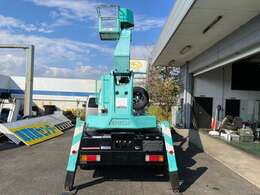 リヤ・後方からの画像です。