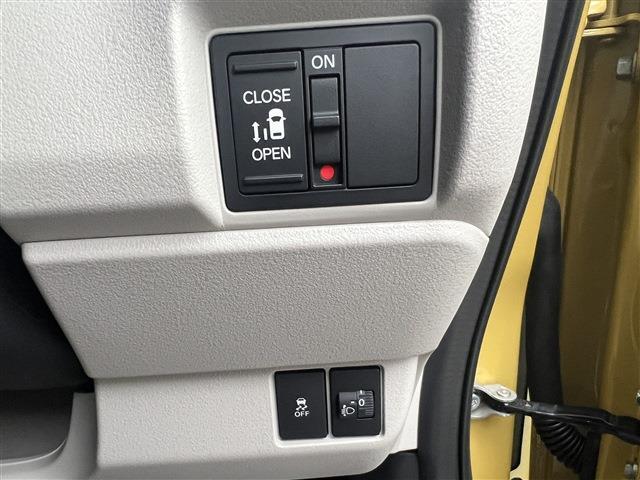 ★自動車保険もお任せ★　保険の専門店【保険のはなこ】には専門の知識を持ったスタッフとあいおいニッセイ同和損保・東京海上日動保険・損害保険ジャパンの3社取り扱いで任意保険もお気軽にご相談ください！！