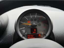 「キズやエンジンの状態は?」「イヤな臭いはしない?」「修理歴や水没車じゃないか気になる！」どんな小さな不安でもお答えします。お気軽にお問い合わせください！