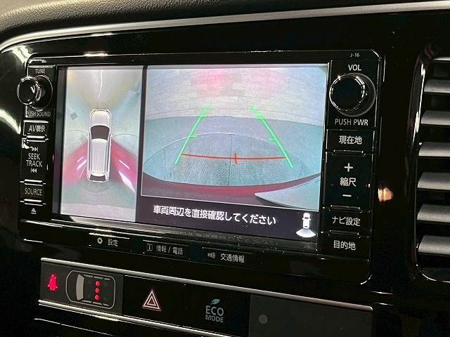 【アラウンドビューモニター】を装備で駐車が苦手な方でも安心です。