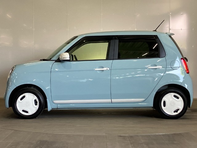 弊社のお客様からのワンオーナーの下取り車で入荷しました。弊社の整備記録も有るので、安心してお乗り頂けるお車です！