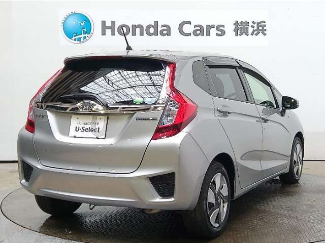 こちらのおクルマは当店指定整備工場で車検を2年取得して納車いたします。