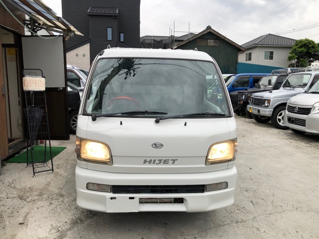 K.O　MOTORSのお車をご覧頂きありがとうございます。お買い得で綺麗な中古車を多数ご用意しております。是非ご覧ください☆