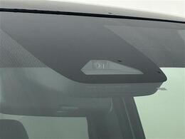 最新ナビ（フルセグ・ワンセグ・DVD再生）もご案内しております。カロッツェリア・アルパイン・イクリプスのカーナビを取扱しており、バックカメラ・後席モニター（フリップダウンモニター）の取付も可能です。