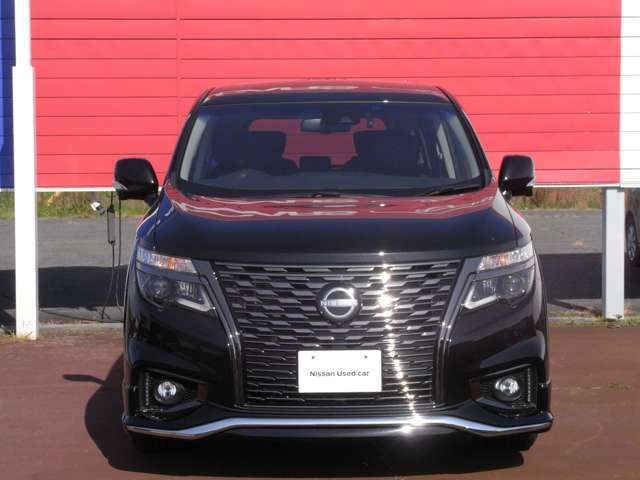 低速から厚いトルク実現する高い実用性を誇るQR25DEエンジン＋エクストロニックCVT-M6ALL ＋MODE 4×4。街乗りから高速走行まで胸のすくような走りを披露します。