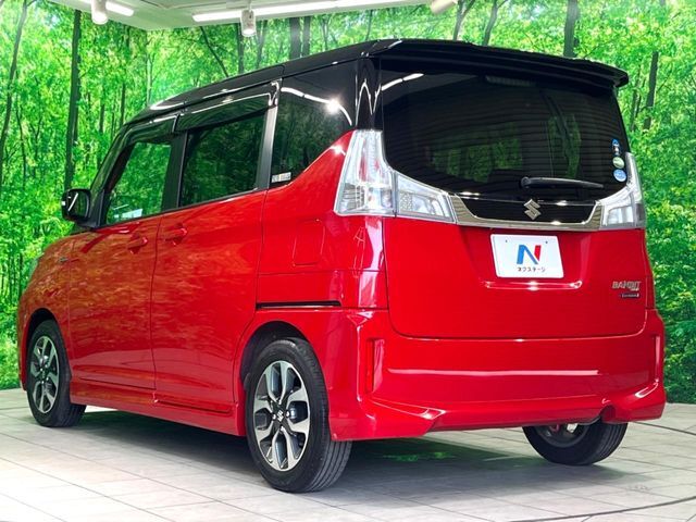 親切・丁寧な専門メカニックスタッフが応対！・車検・点検整備・事故等の修理などアフターサービスも安心。お車のカスタマイズもネクステージのサービススタッフまでご相談ください！