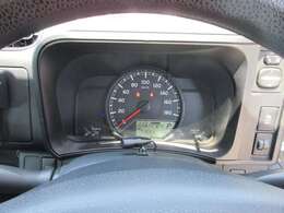 一台一台丁寧な点検整備、内外装を仕上げております、是非一度見に来て下さい！スタッフ一同お待ちしております★