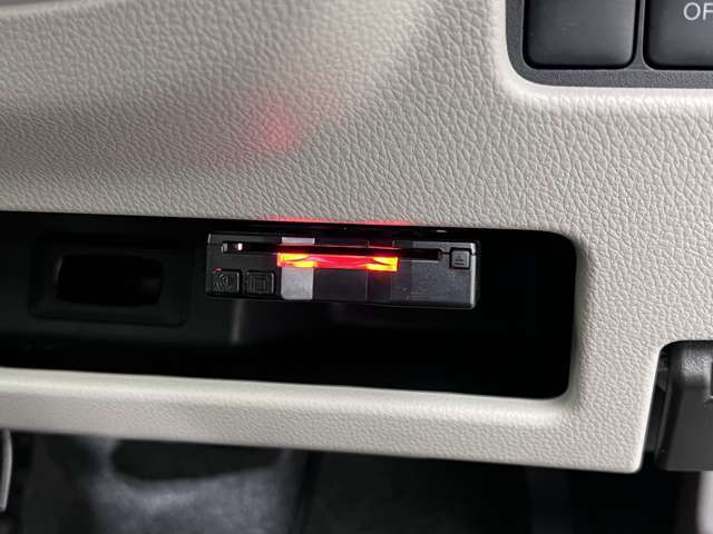 【ETC装備】高速道路もノンストップ！休日は休日割引対応なので、装備はマストですね。