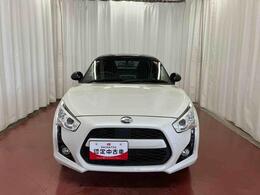 思い立てばすぐにオープン走行ができる電動開閉式ルーフ「アクティブトップ」を採用