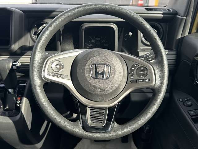 ★修復歴車一切ありません！それどころか、弊社の仕入在庫につきましては、フェンダー、ボンネット、ドアパネル等の交換歴、修理歴のある車両は基本的に仕入れを行いませんので高品質な車両のみ在庫で揃えています！