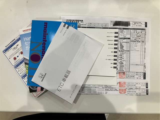 記録簿、保証書、取説、スペアキー等も完備されております！前オーナーさんの扱いの良さが分かりますね♪