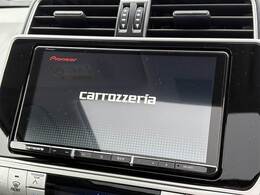 店内には最新ナビの展示ブースもございます。カロッツェリア・アルパイン・イクリプスのカーナビを取り扱っており、フリップダウンモニターの取付も可能です。