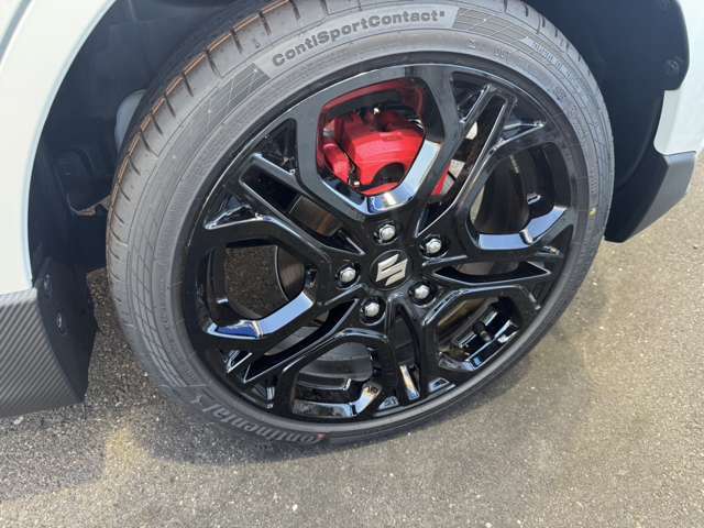 限定　赤キャリパー　限定　ブラックホイール