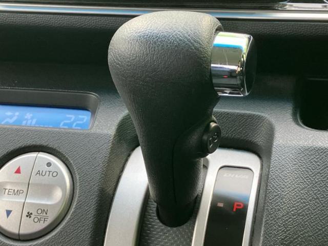 国産車から輸入車まで多様なお客様のニーズのお応えできるように、全国規模で豊富な在庫展開！車のことならWECARSへ！