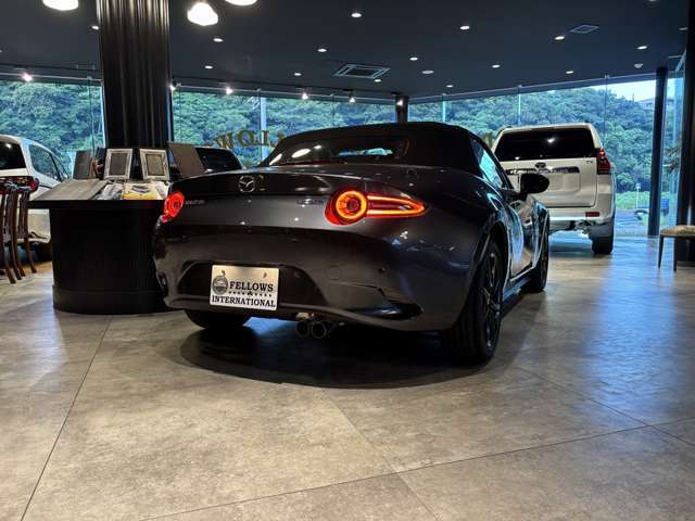 当社は！！  掲載の総額でそのまま乗り出せます。  よくわからないオプションやパッケージの制約はございません。  ご要望がございましたら気軽にお申し付けください。