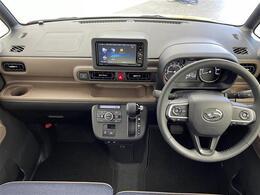 【インパネ全体】『インパネ全体』の画像になります。写真の内容に関してご不明点、ご質問等がございましたらお気軽にガリバー店舗までお問い合わせください。