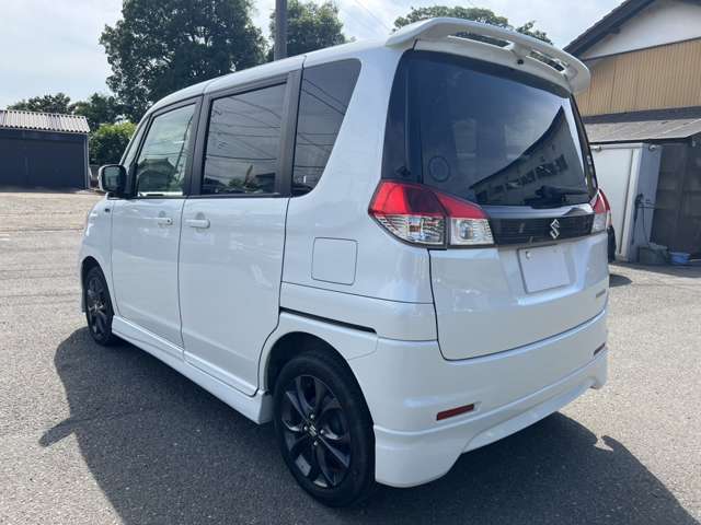 毎週300台以上の車を見ているスタッフが 一台一台丁寧にチェックして仕入れています！