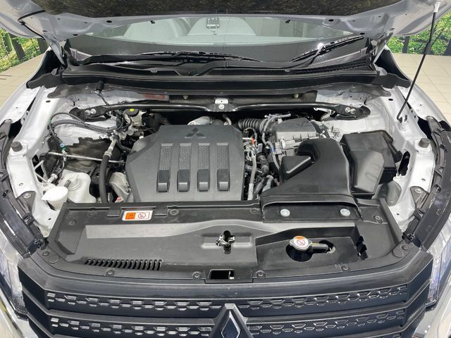 親切・丁寧な専門メカニックスタッフが応対！・車検・点検整備・事故等の修理などアフターサービスも安心。お車のカスタマイズもネクステージのサービススタッフまでご相談ください！