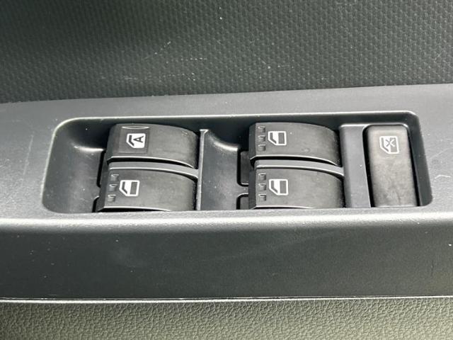 国産車から輸入車まで多様なお客様のニーズのお応えできるように、全国規模で豊富な在庫展開！車のことならWECARSへ！