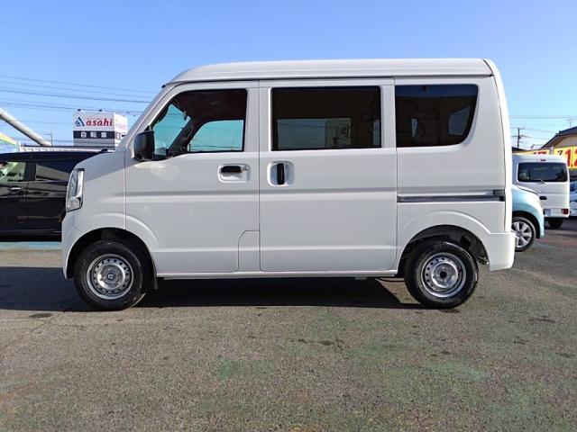 当社理想の中古車は値段の割に良質な物件です。金額が安くて当然な修復歴有の車や走行の多い車・金額は安いけれど諸費用が当社の数倍以上するお店が存在しますが当社は支払い総額で良質な物件を追求します。