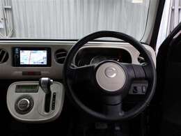 運転席に座ると☆こんな感じです♪