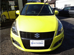 当店に並んでいる間もずっとキレイな状態をキープさせたい・・・そんな想いから、当店自慢のコーティング『デモカー』として、更にピカピカに仕上げ済み