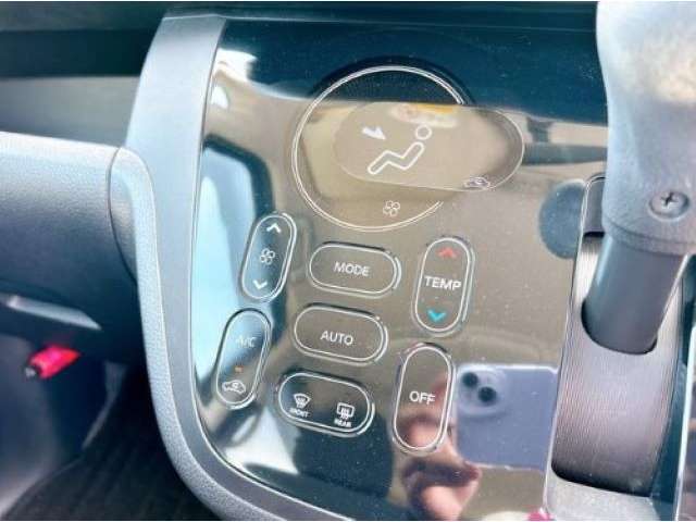 当店は走行距離不明・改ざん車は販売いたしません！安心してお車に乗って頂けるようご案内致します。