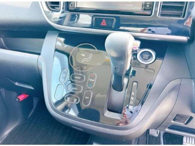 当店は走行距離不明・改ざん車は販売いたしません！安心してお車に乗って頂けるようご案内致します。