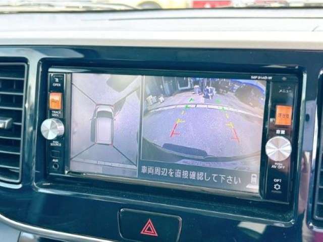 お好みのカーナビへのカスタムもお答えいたします！ご希望の際には当店スタッフまでお気軽にご相談下さい♪