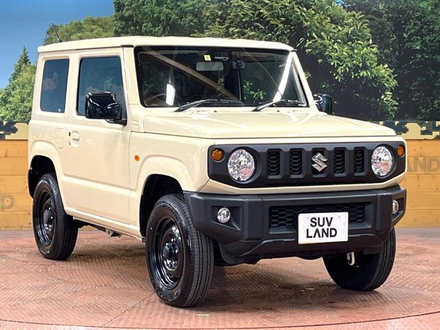 大好評のボディコーティング「弾スプラッシュコート」もご納車までに施工可能。通常のガラスコートと異なる、耐久年数6年の無機質ガラスコーティングが、ボディをキレイな状態に保ってくれます。