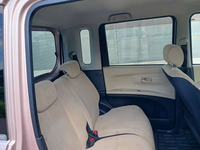 【お客様クチコミより】　　中古車購入が初めてであったり、遠方地からの購入という事もあり、かなり不安でしたが、対応も良く何の不自由も無く、購入できました。