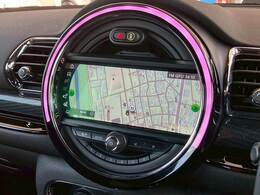 先進のBMW　タッチパッド付きi-driveとほぼ同性能のHDDナビゲーションになります。USBインターフェースやブルートゥースオーディオなど様々な先進機能をお楽しみいただけます。