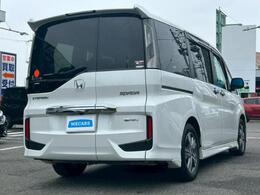全国に店舗を展開しているのでどこでもお取り寄せが可能です！この車が気になるけど遠方だから・・・と諦める必要はありません！※別途陸送費が必要です。