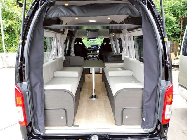 弊社では車両価格に以下の費用が含まれます→登録費用・整備点検費用・架装部の点検費用・行政書士料・車検申請費用・1年保証（一部除外車種あり）納車準備費用・詳しくはスタッフまで！