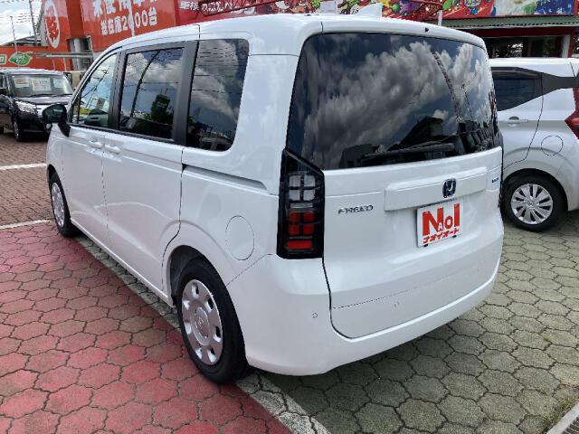 私達はお客様が楽しく、そして安全な車選びができますよう、分かりやすい情報開示を心がけております。価格の表示に関しては、支払総額を掲載する事で、初心者のお客様にも安心な情報をお届け致します。
