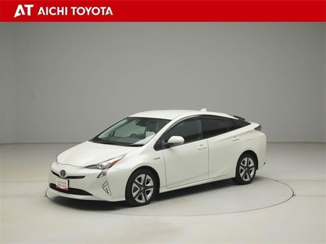 ハイブリッド車を買うならトヨタの『TOYOTA認定中古車』！保証は、初度登録年月より起算して10年間、累計走行距離20万キロ迄。更に、ロングラン保証が1年付で安心安全です♪